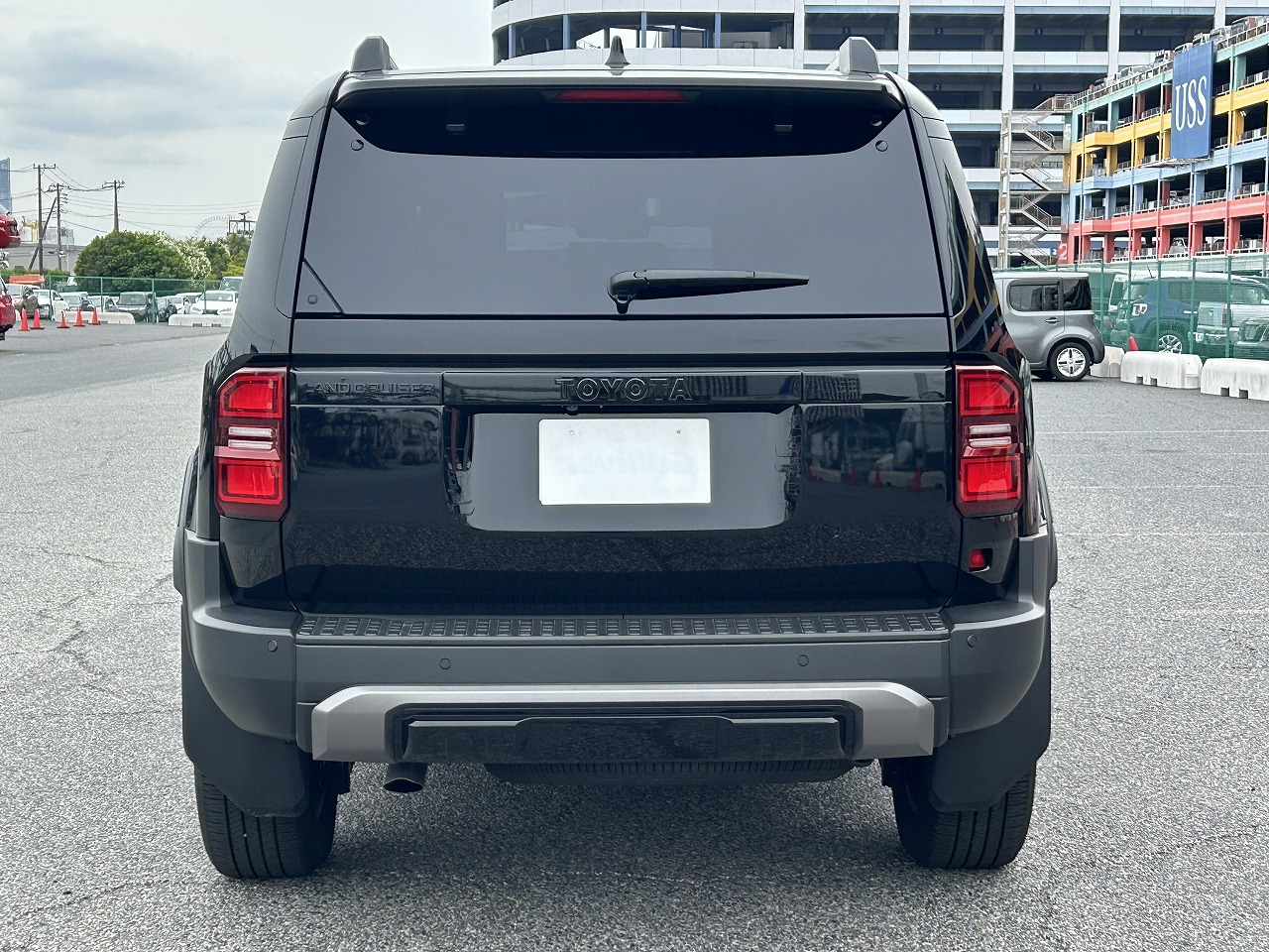 TOYOTA Land Cruiser 250