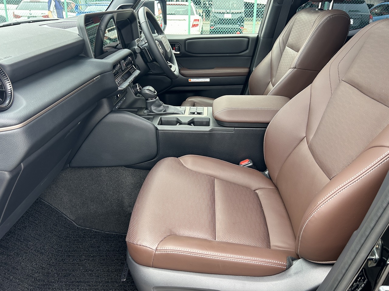 TOYOTA Land Cruiser 250