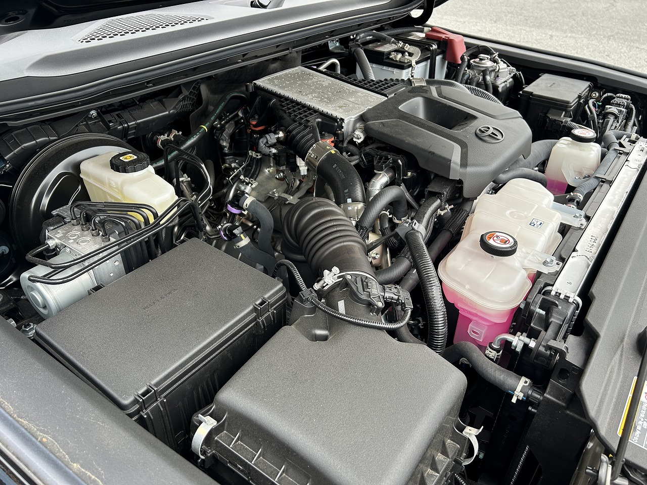 TOYOTA Land Cruiser 250