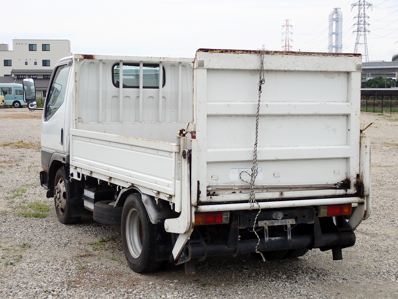 MITSUBISHI Canter
