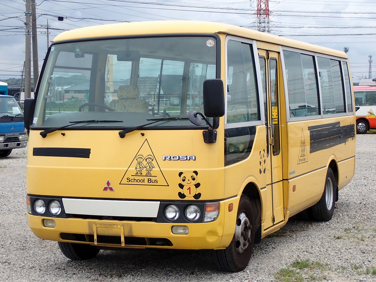 MITSUBISHI Rosa
