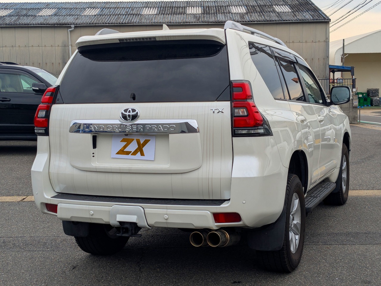 TOYOTA Land Cruiser Prado