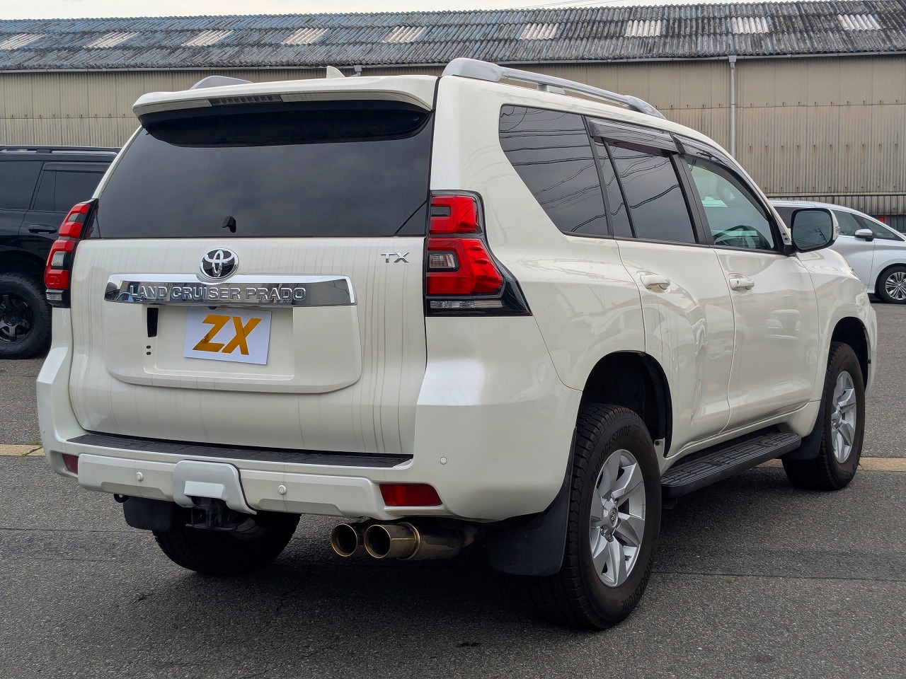 TOYOTA Land Cruiser Prado
