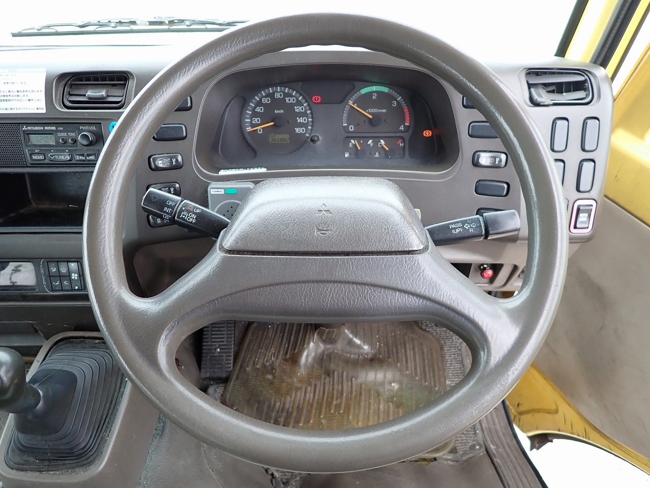 MITSUBISHI Rosa