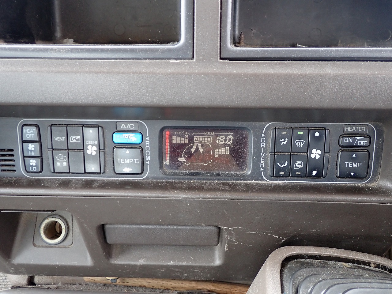MITSUBISHI Rosa