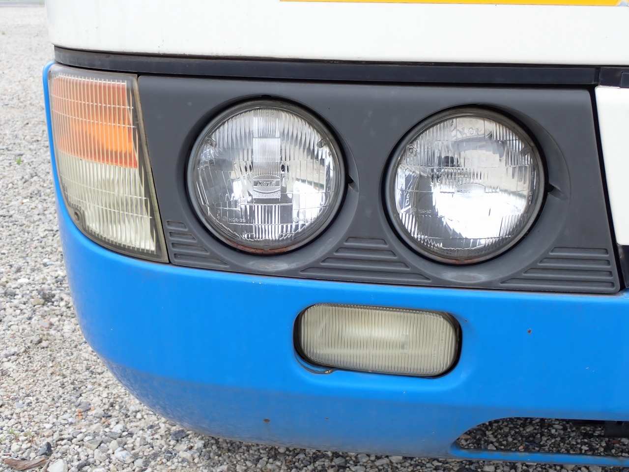 MITSUBISHI Rosa