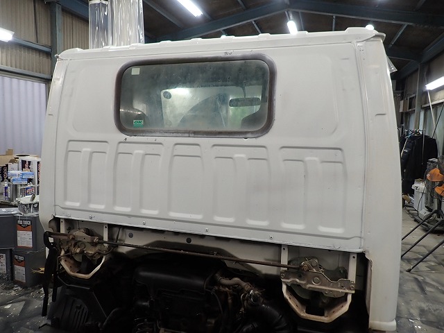 ISUZU Elf Truck