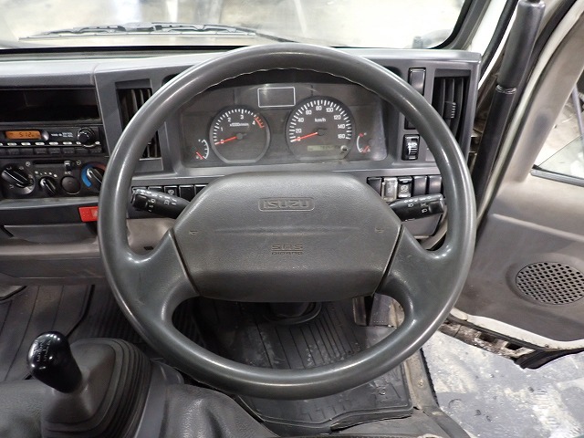 ISUZU Elf Truck