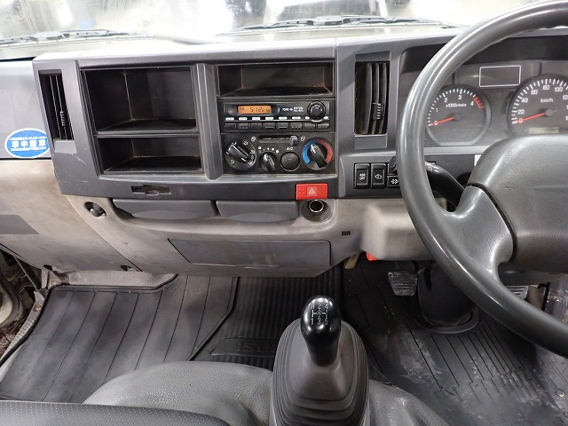 ISUZU Elf Truck