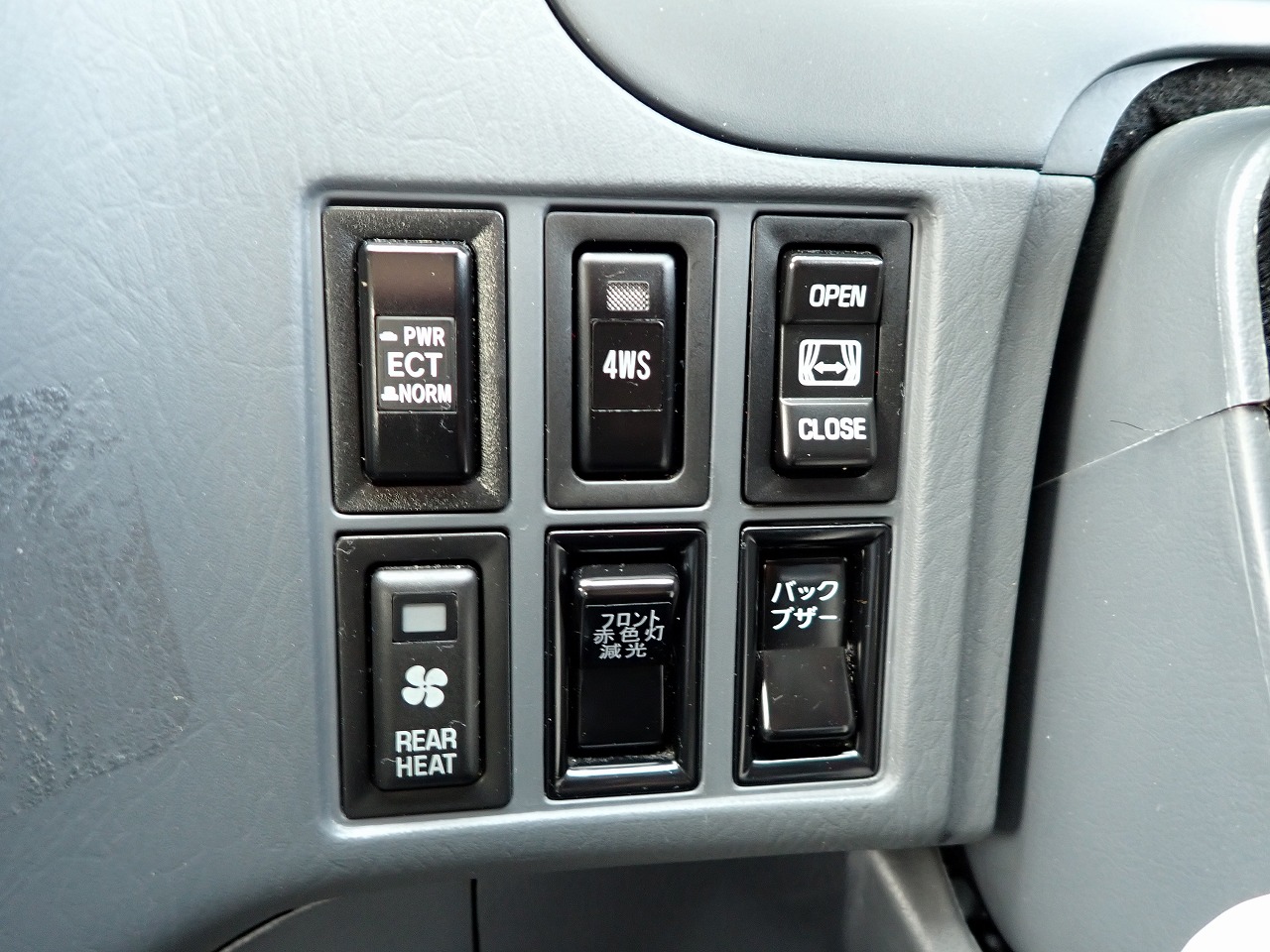 TOYOTA Granvia