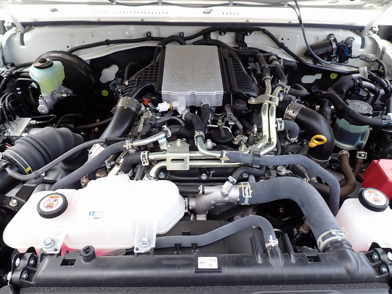 TOYOTA Land Cruiser 70