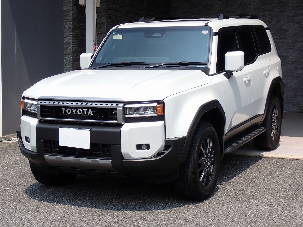 TOYOTA Land Cruiser 250
