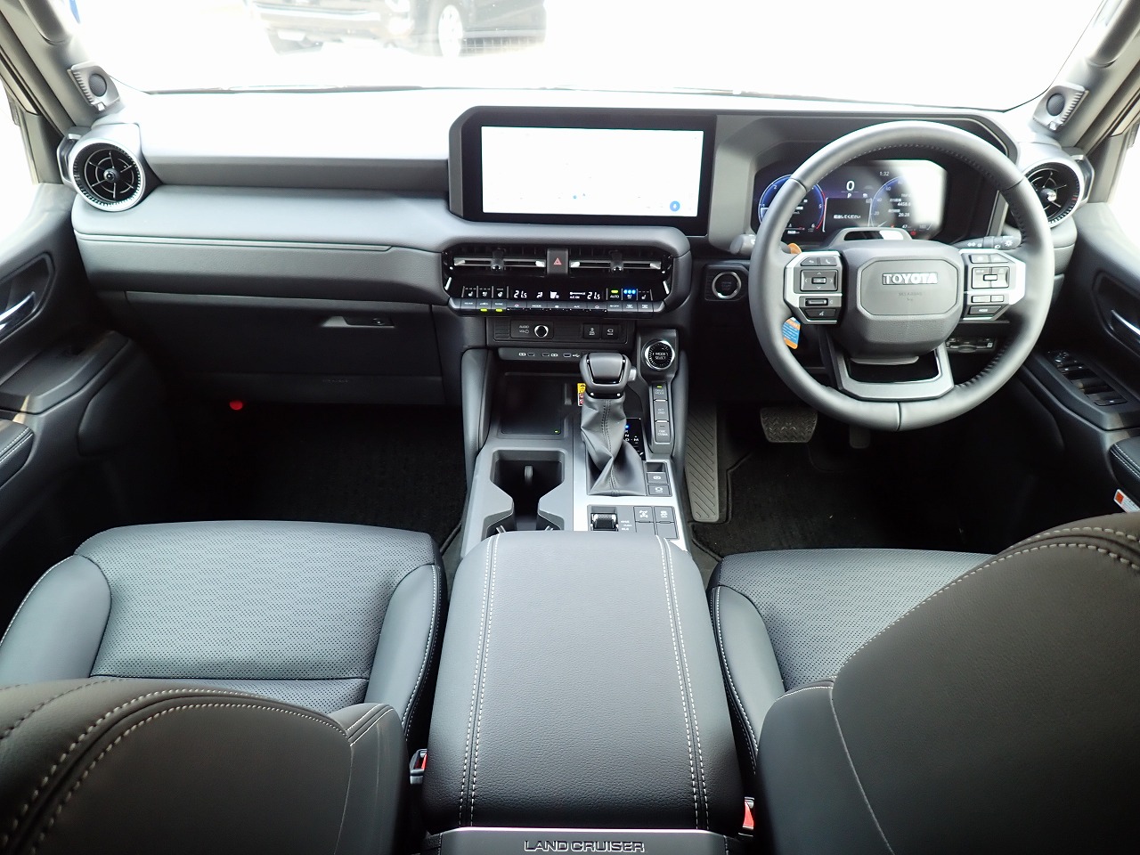 TOYOTA Land Cruiser 250
