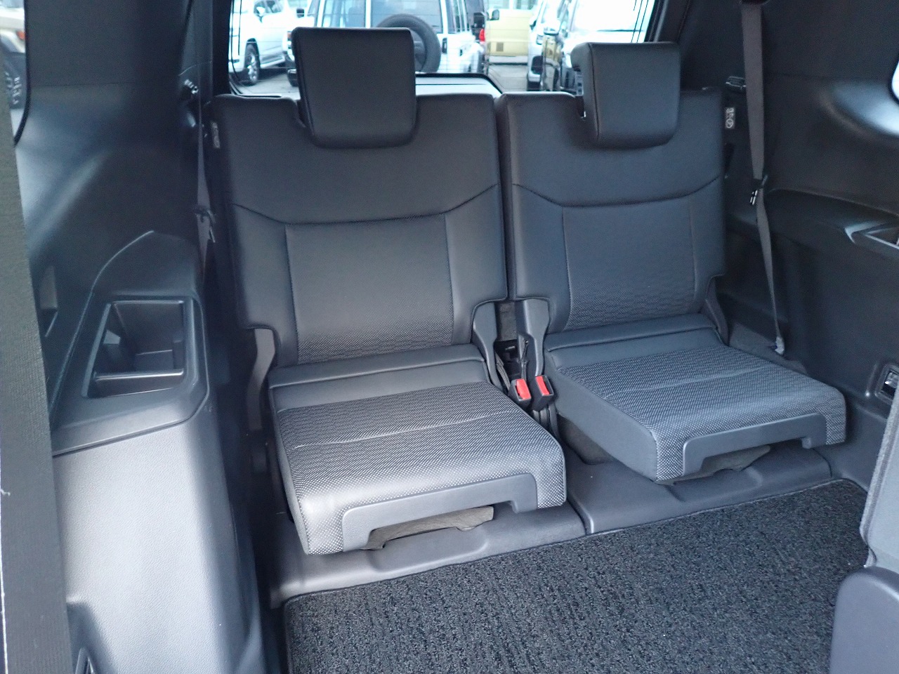 TOYOTA Land Cruiser 250