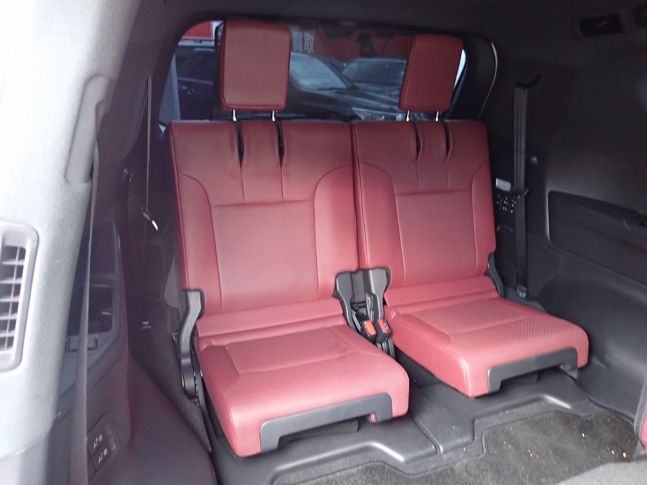 LEXUS LX 600