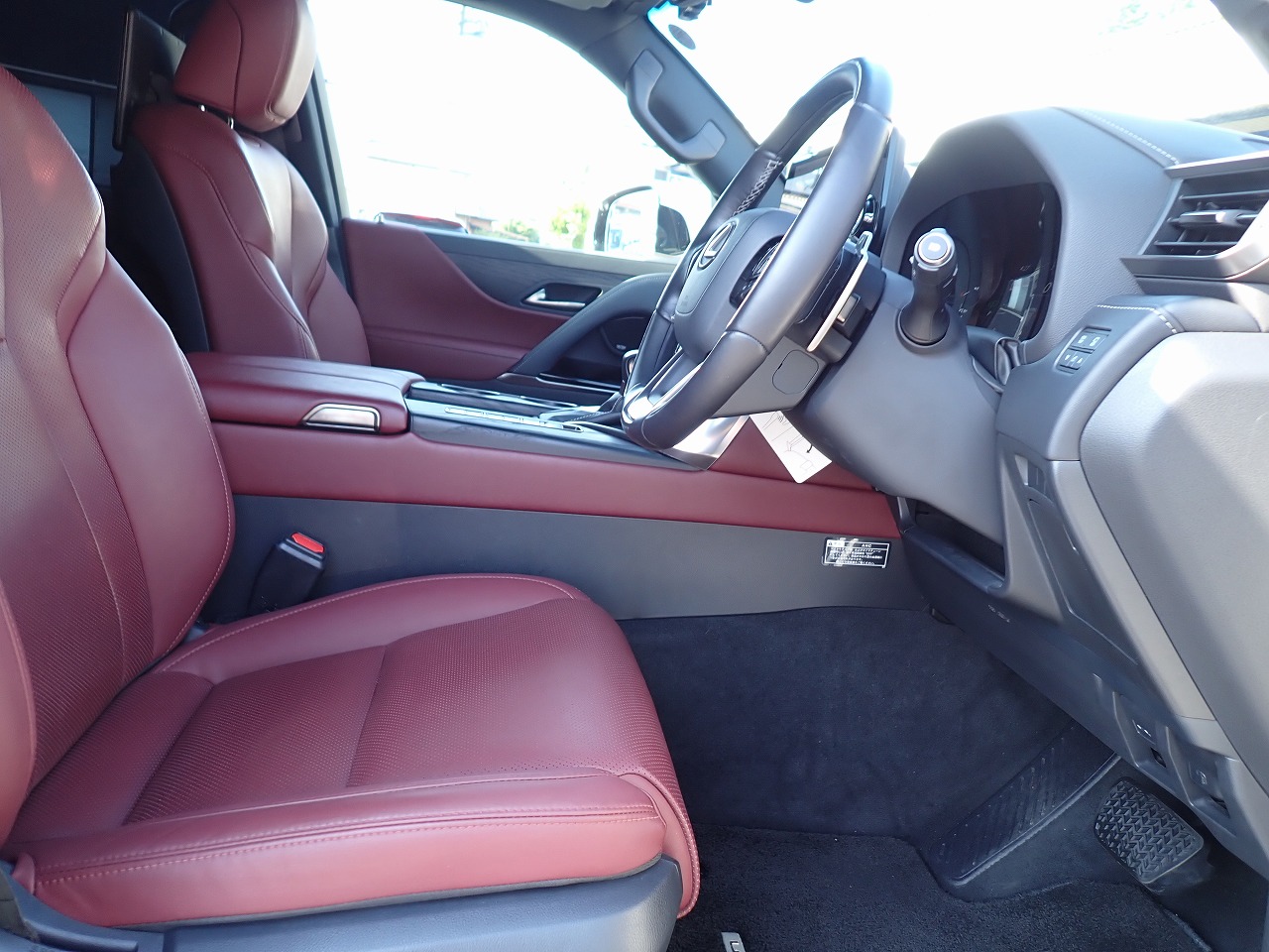 LEXUS LX 600