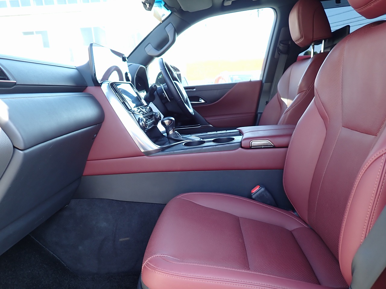 LEXUS LX 600