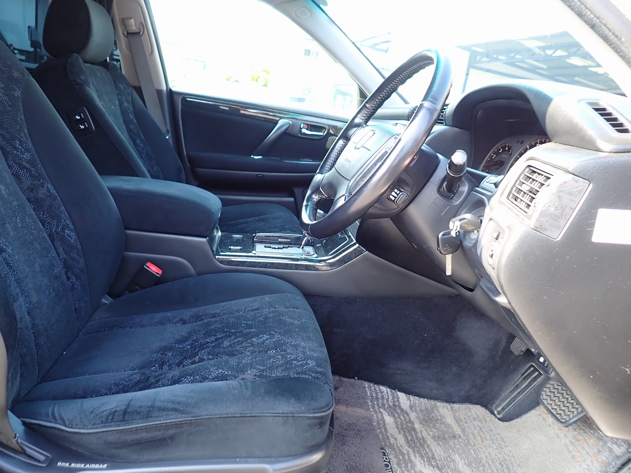 TOYOTA Crown Estate