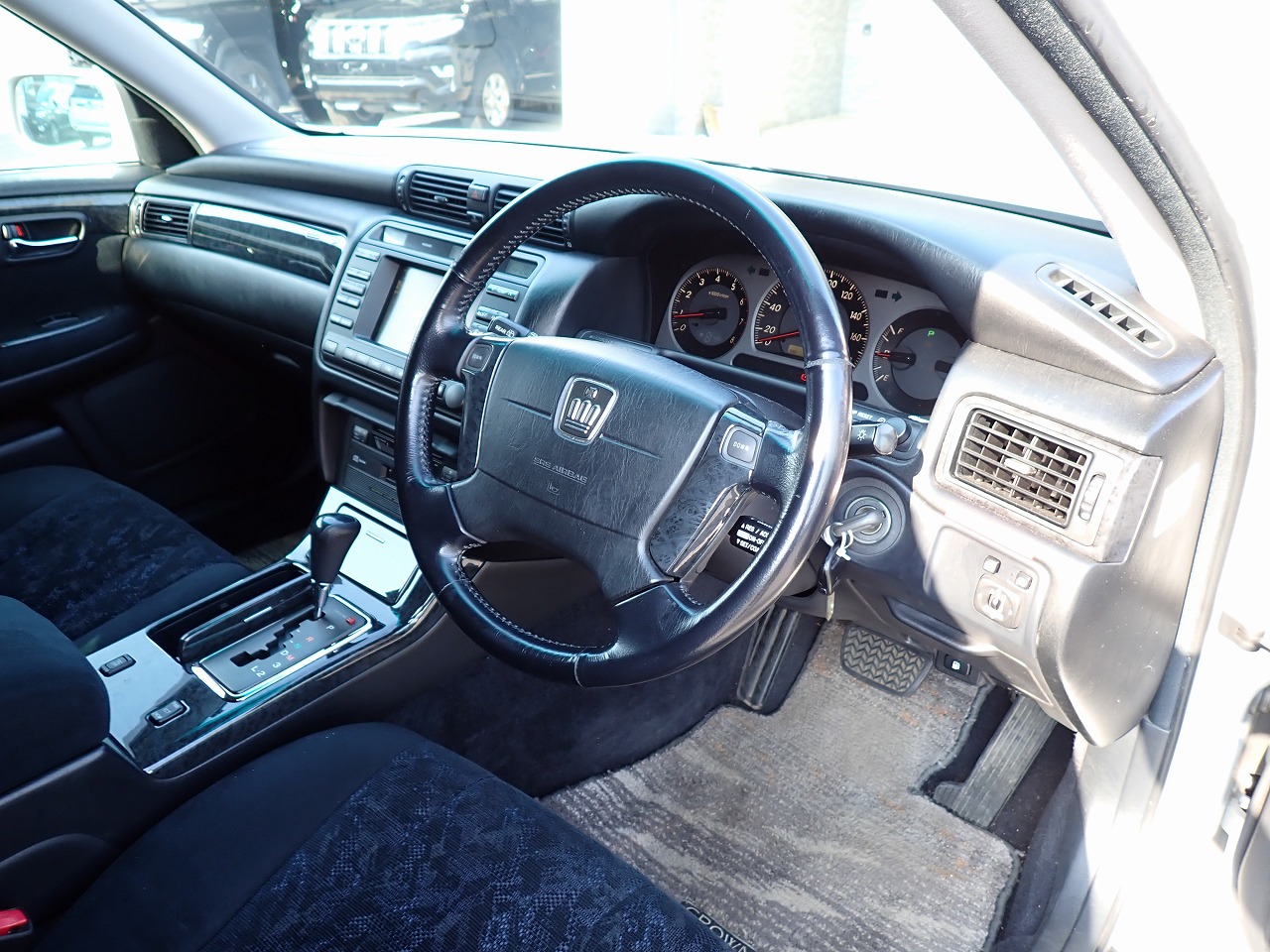 TOYOTA Crown Estate