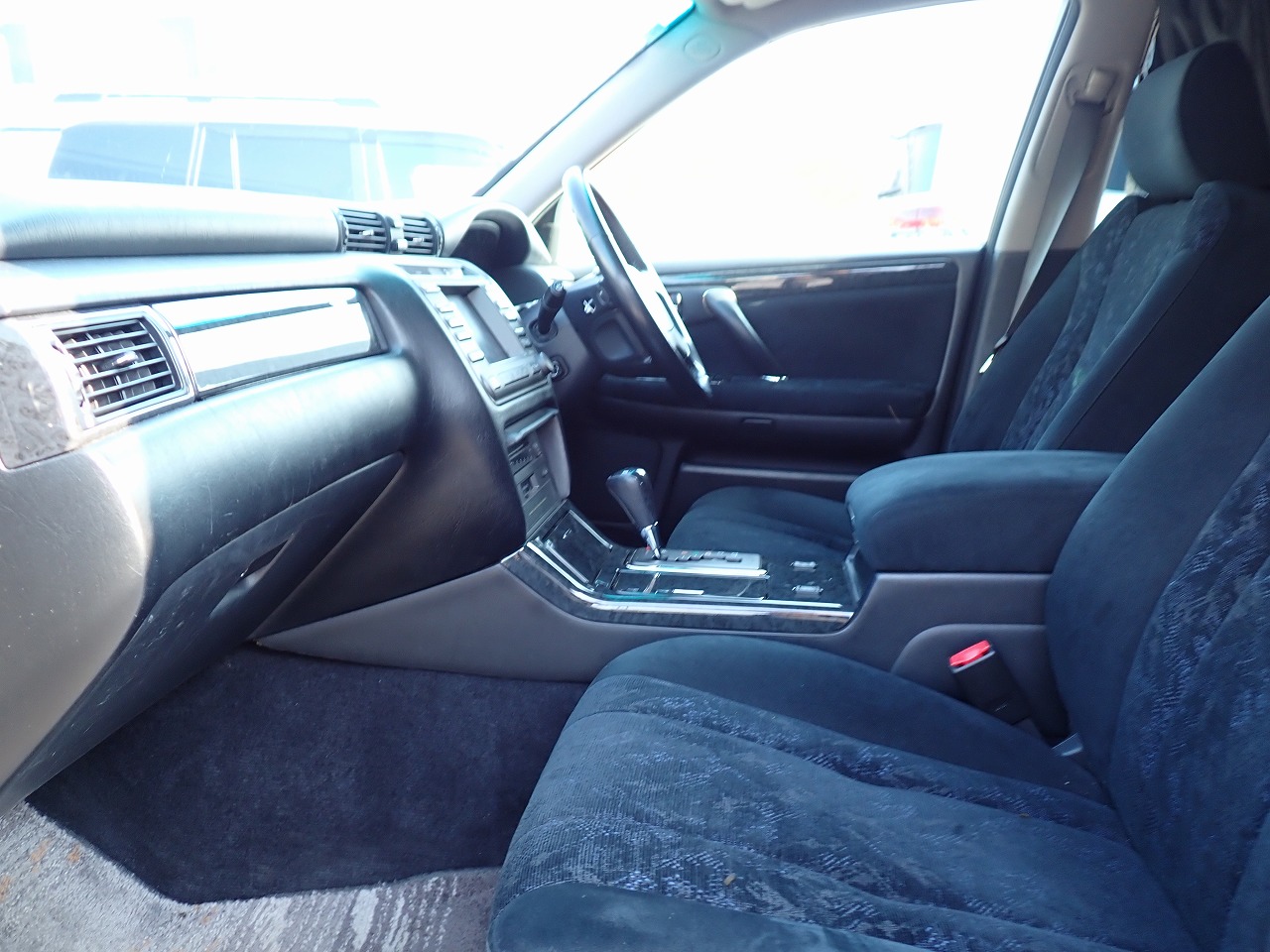 TOYOTA Crown Estate