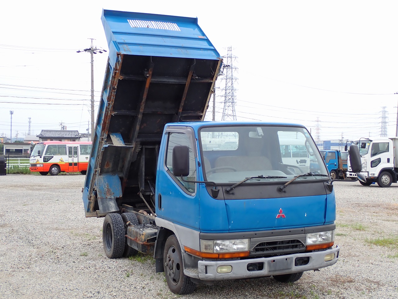 MITSUBISHI Canter