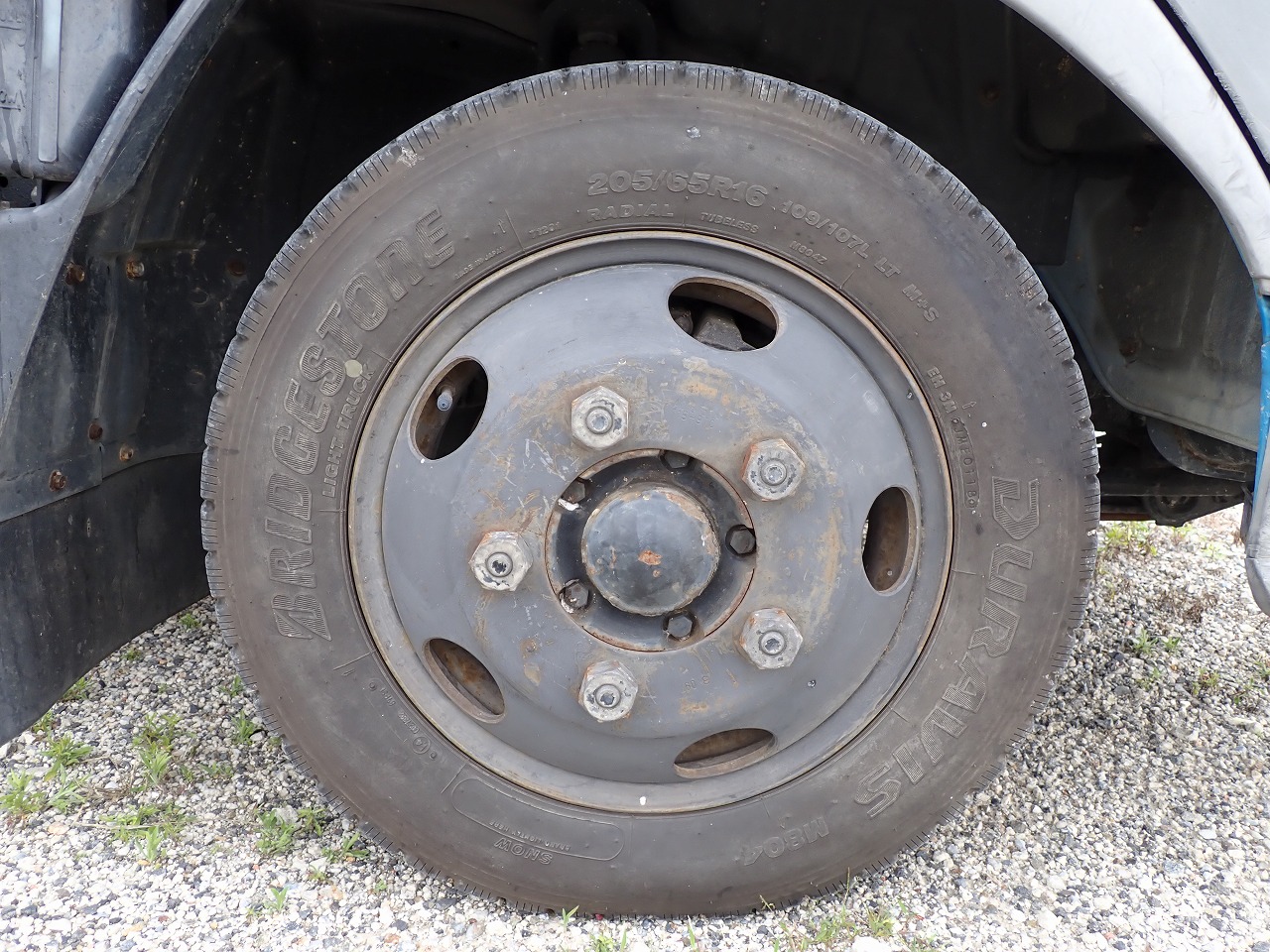 MITSUBISHI Canter