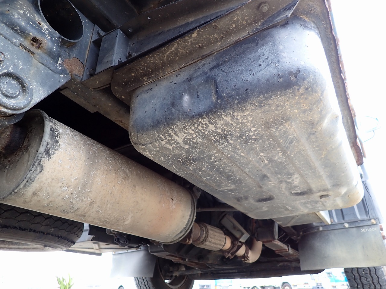 MITSUBISHI Canter