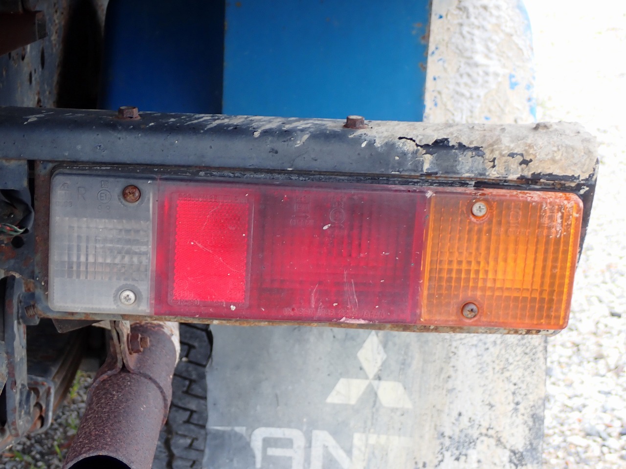 MITSUBISHI Canter