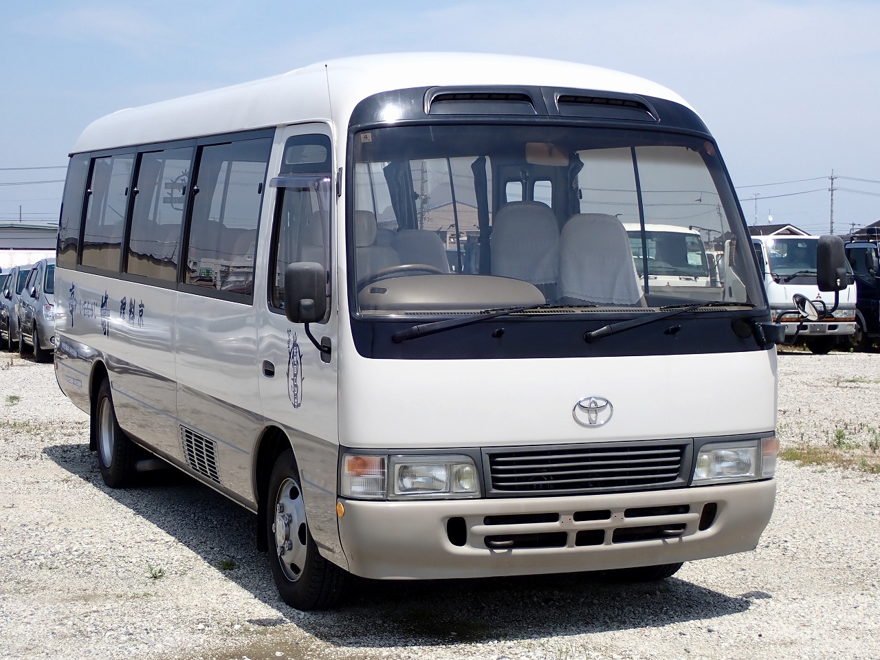 TOYOTA Coaster