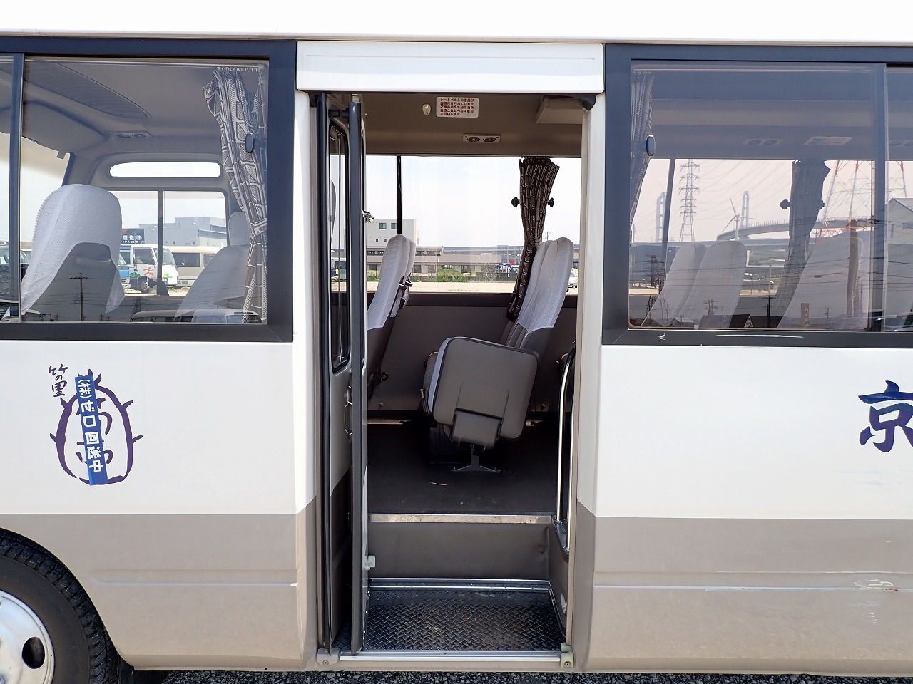 TOYOTA Coaster