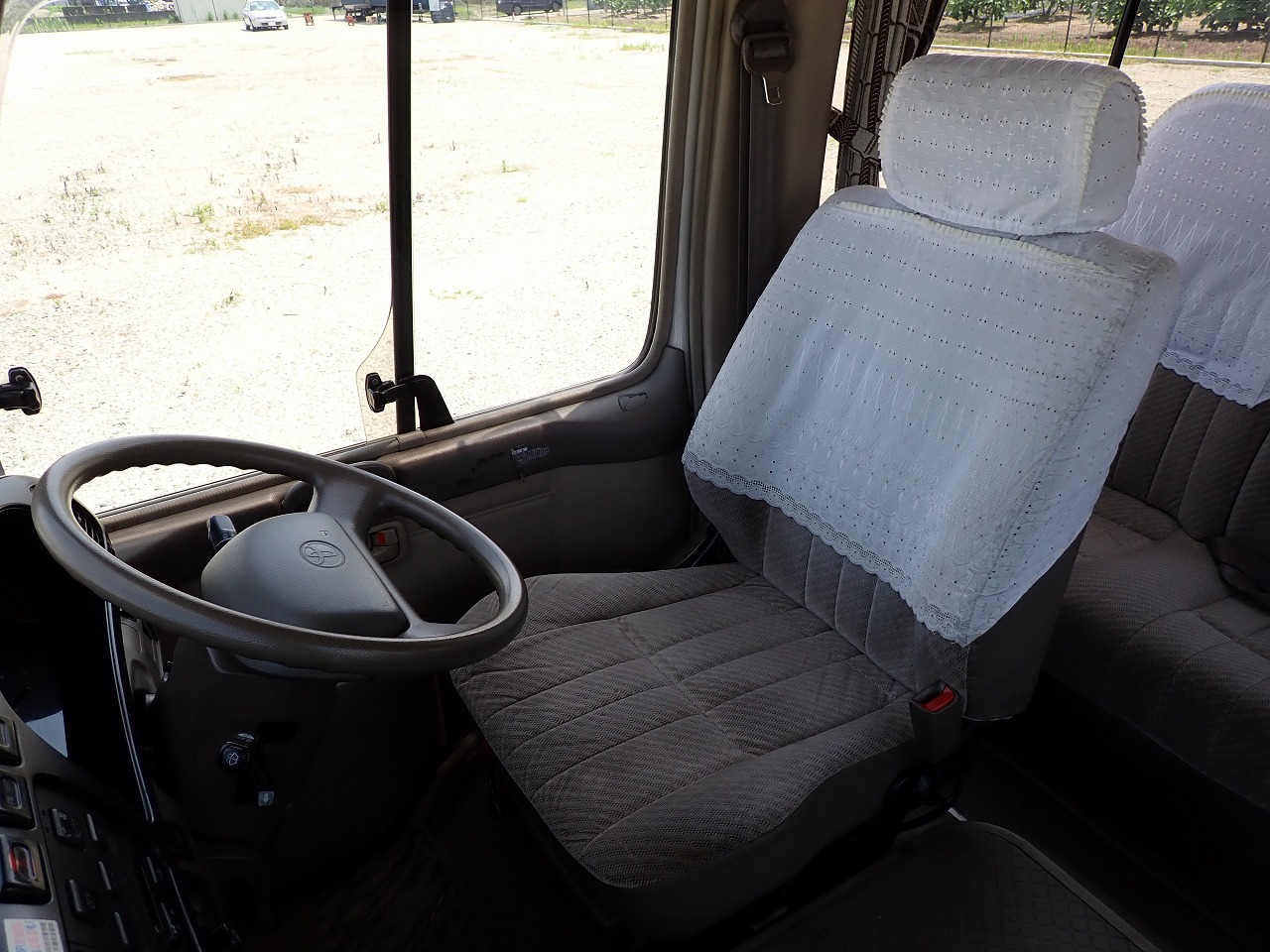 TOYOTA Coaster