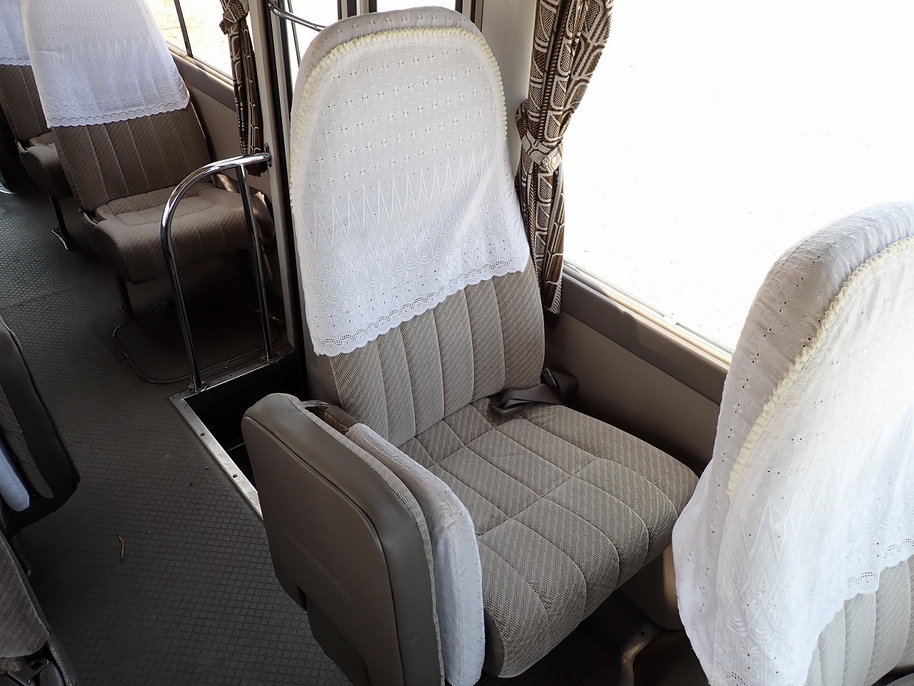 TOYOTA Coaster