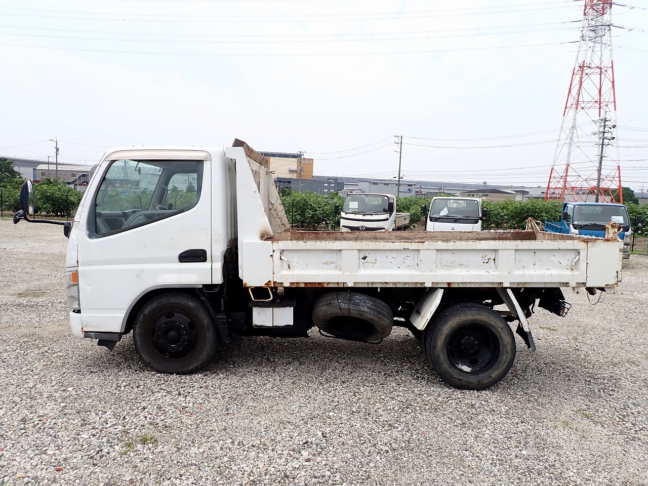 MITSUBISHI Canter