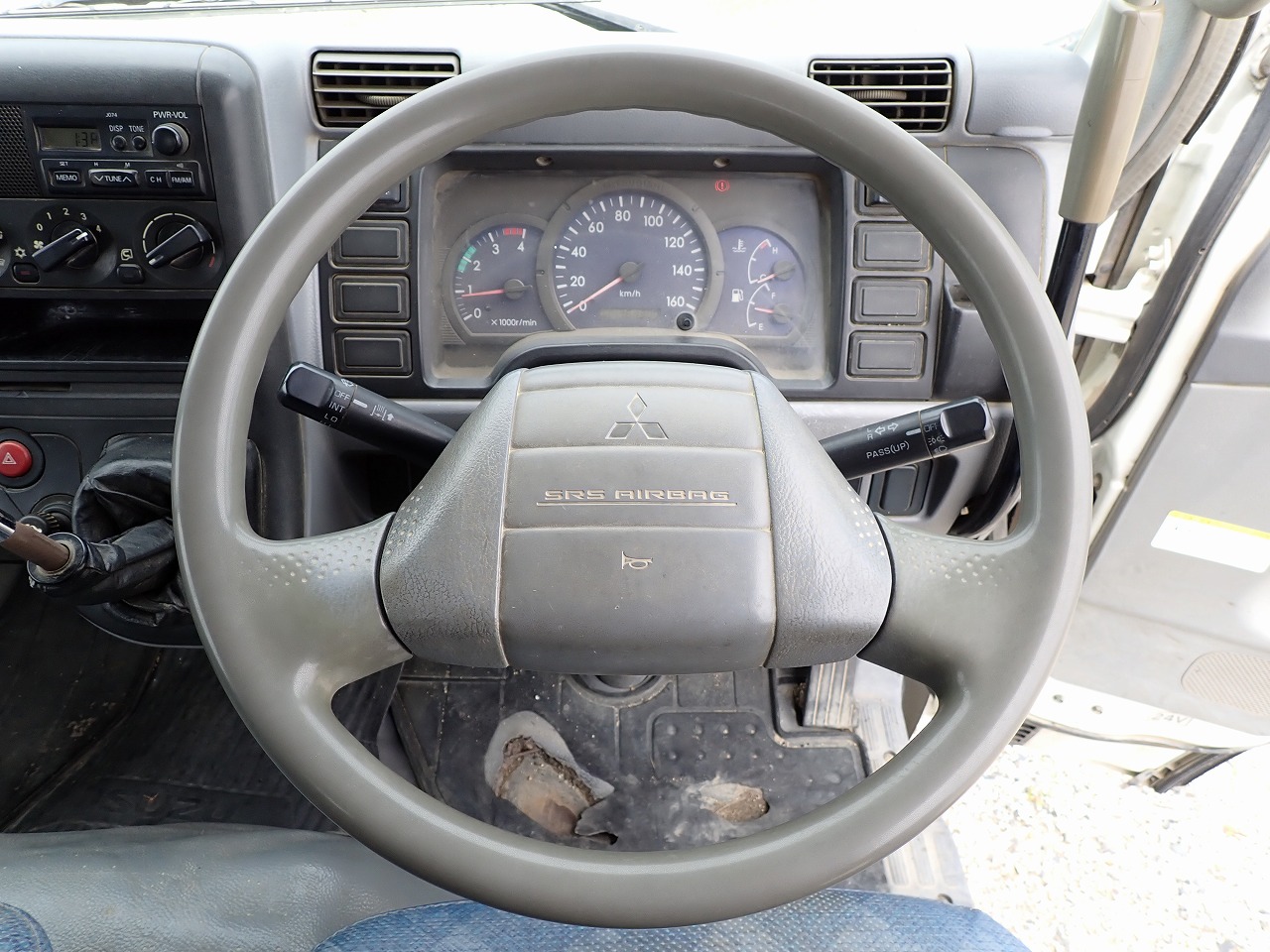 MITSUBISHI Canter