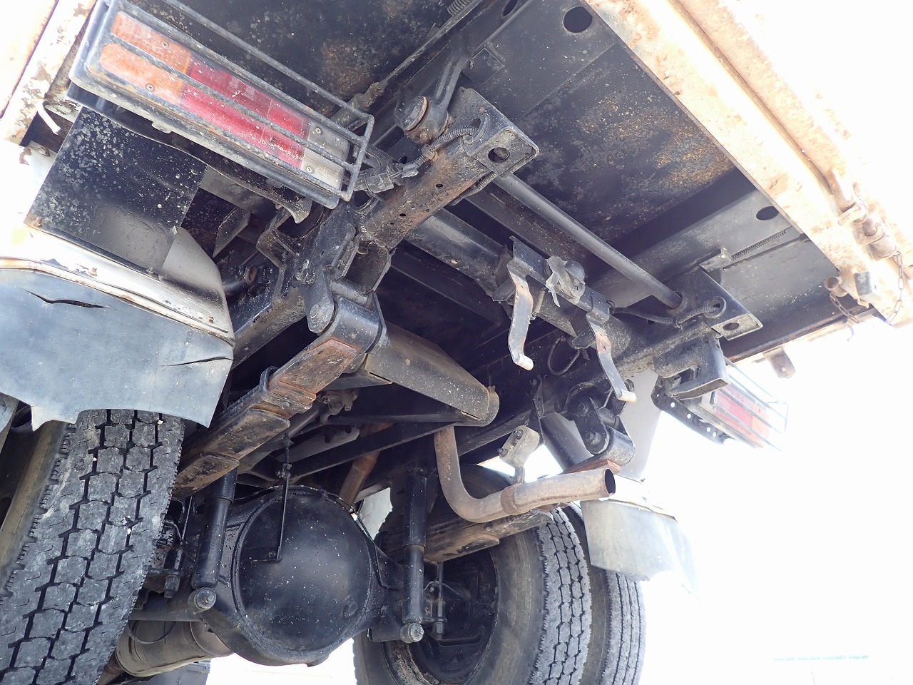 MITSUBISHI Canter