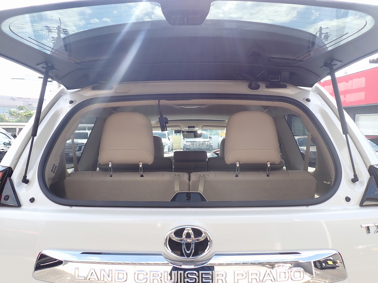 TOYOTA Land Cruiser Prado