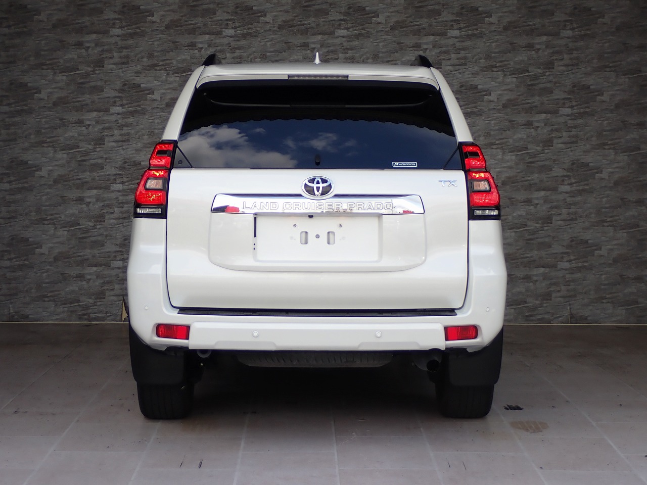 TOYOTA Land Cruiser Prado