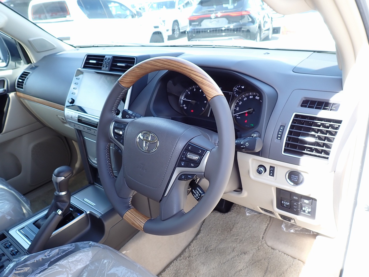 TOYOTA Land Cruiser Prado