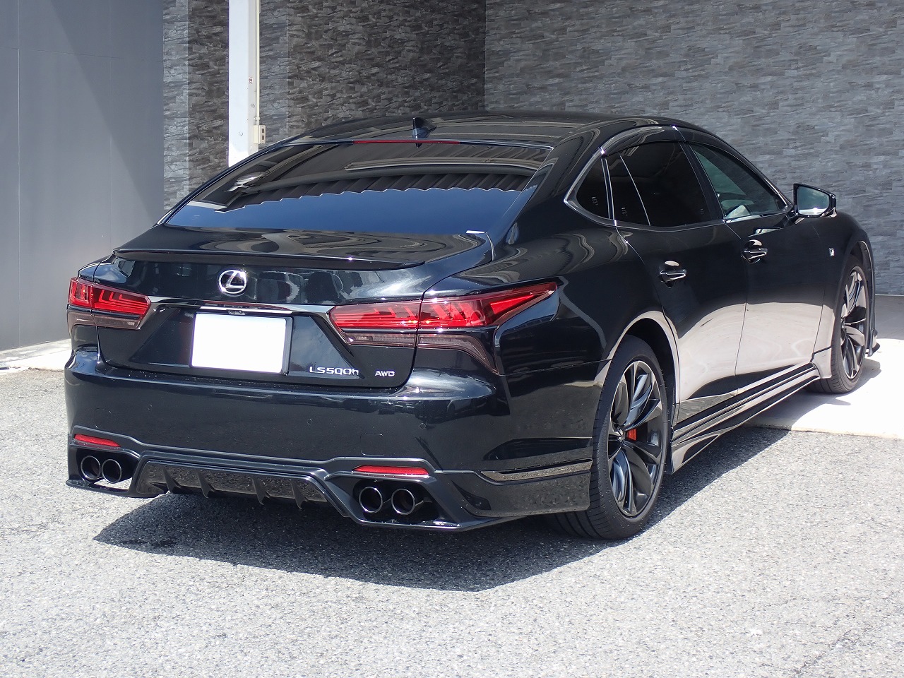 LEXUS LS
