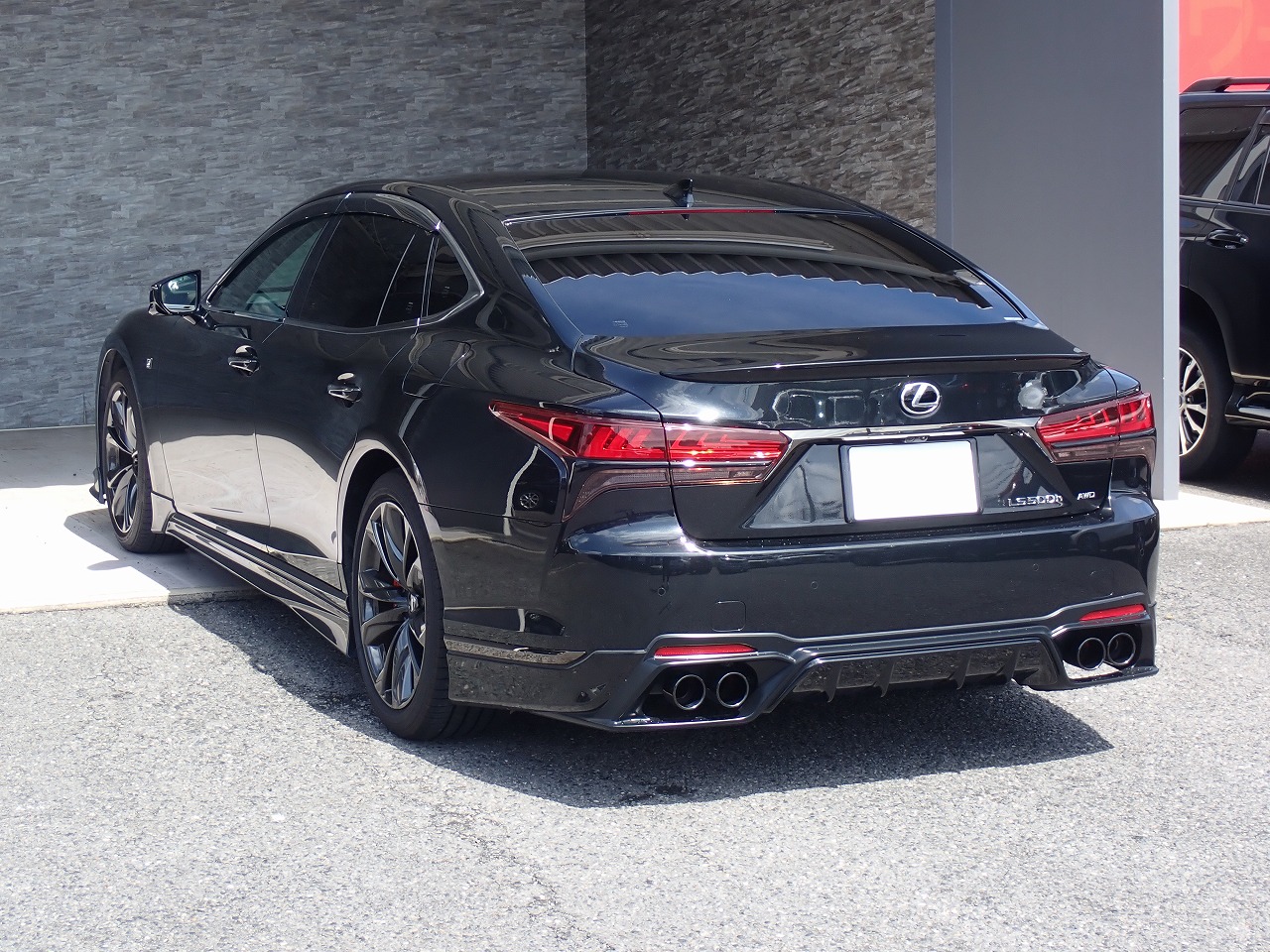 LEXUS LS