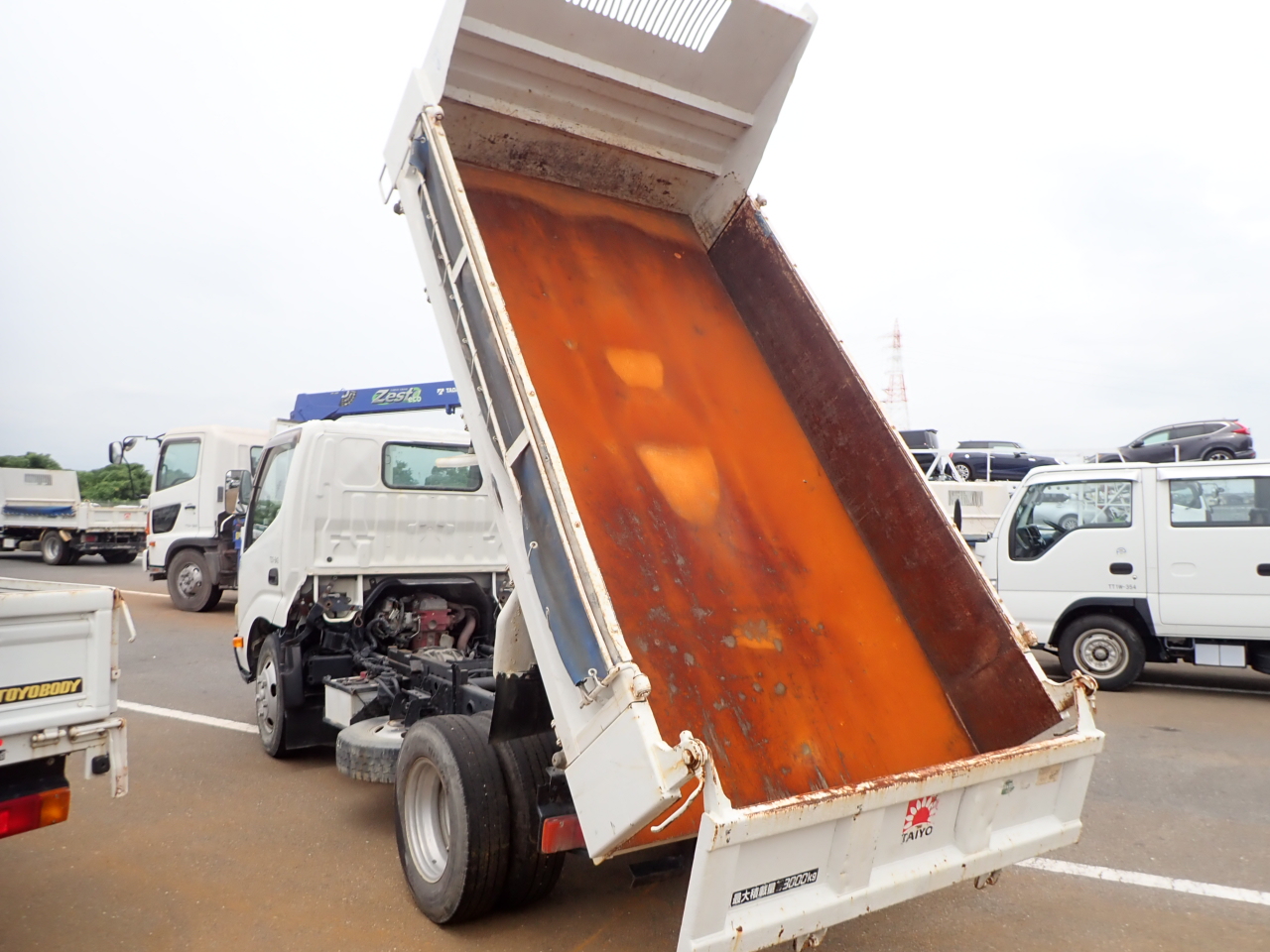 HINO Dutro
