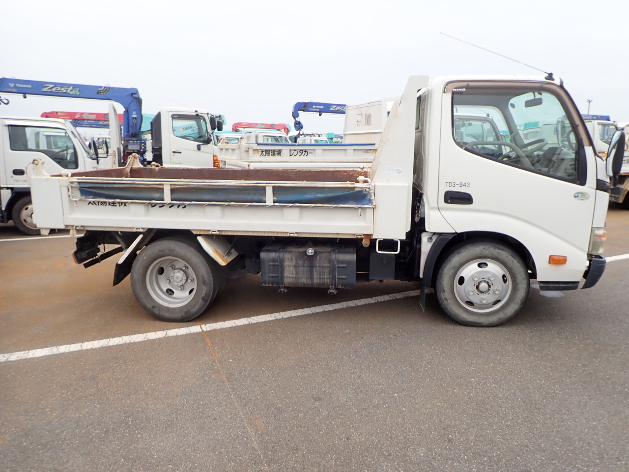 HINO Dutro