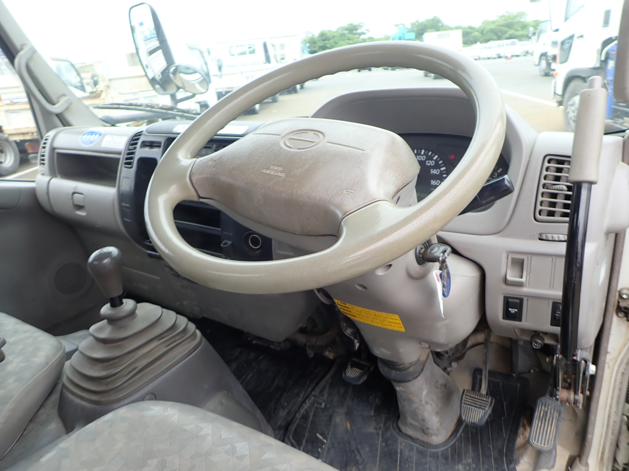 HINO Dutro