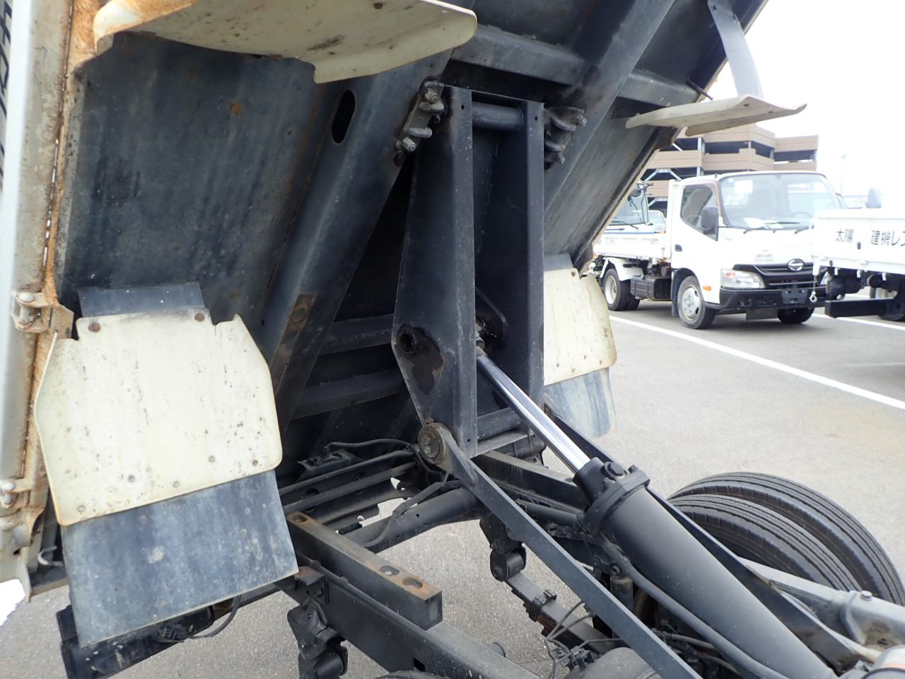 HINO Dutro