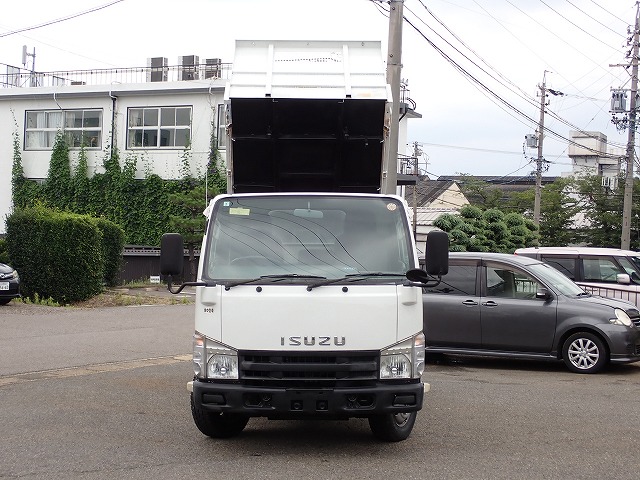 ISUZU Elf Truck