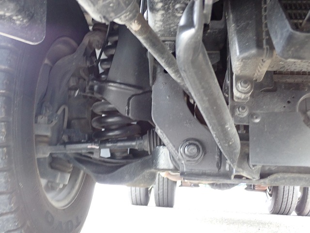 ISUZU Elf Truck