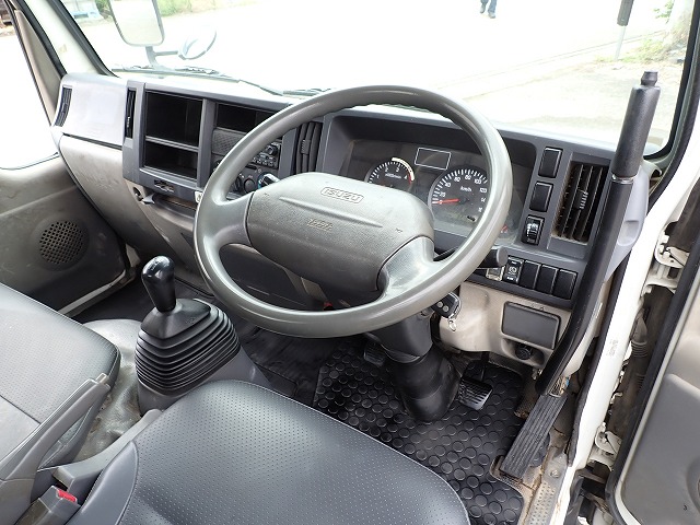 ISUZU Elf Truck