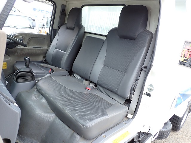 ISUZU Elf Truck