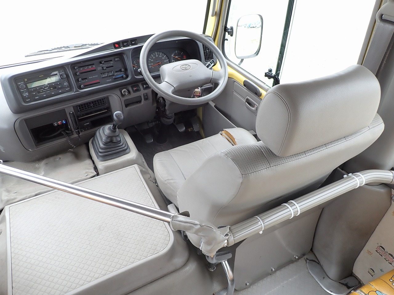 TOYOTA Coaster