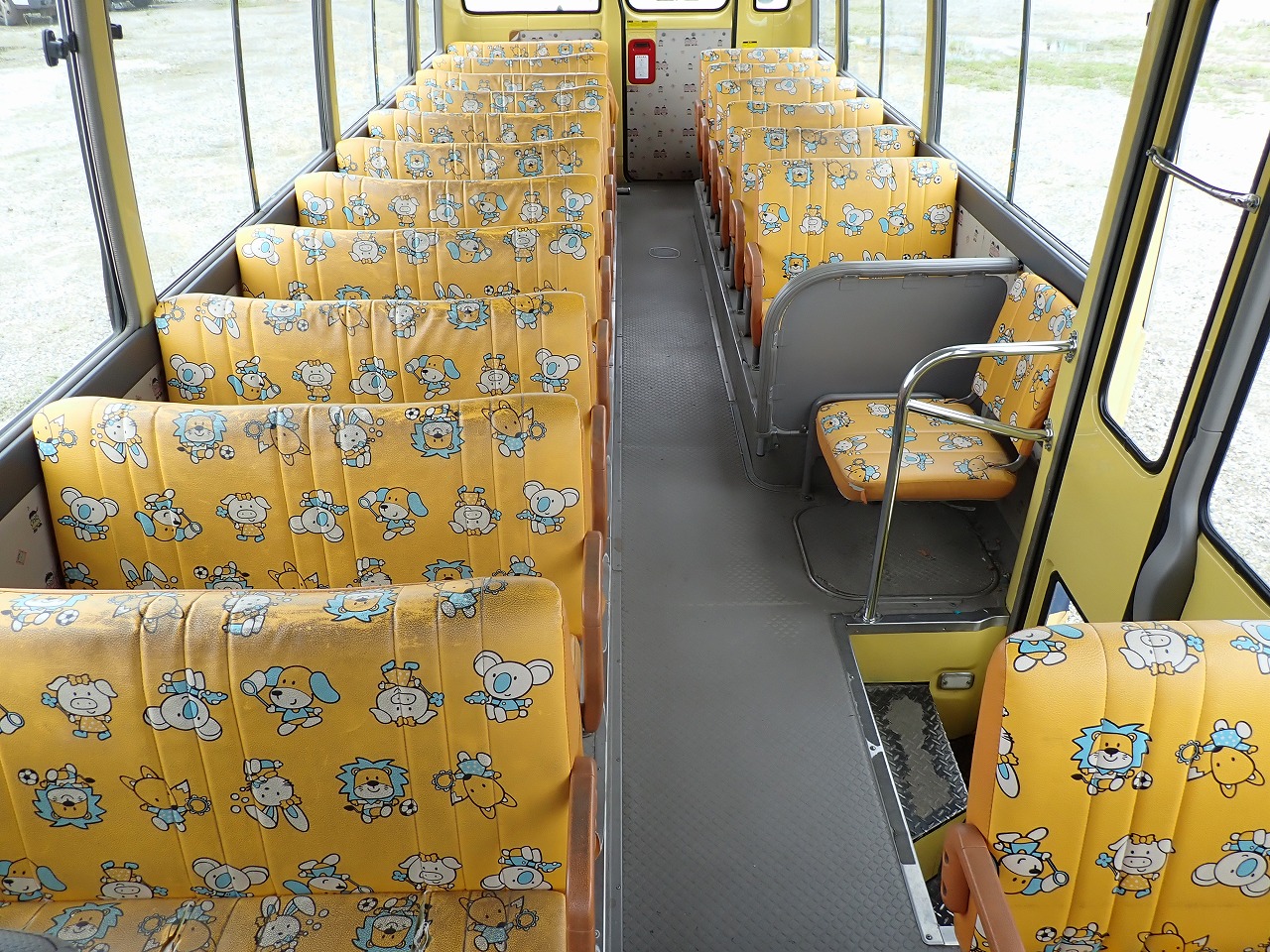 TOYOTA Coaster